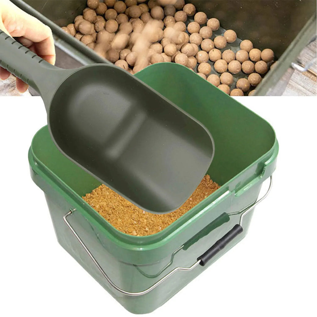 1pcs Bait Scoop Baiting Throwing Spoon Carp Fishing Shovel Fishing Tool For Feeding Particles Bonito Carp